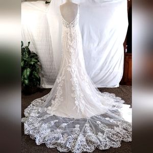 Kenneth Winston by G Bridal, SPARKLES, 10,train ivory lace over chestnut beige